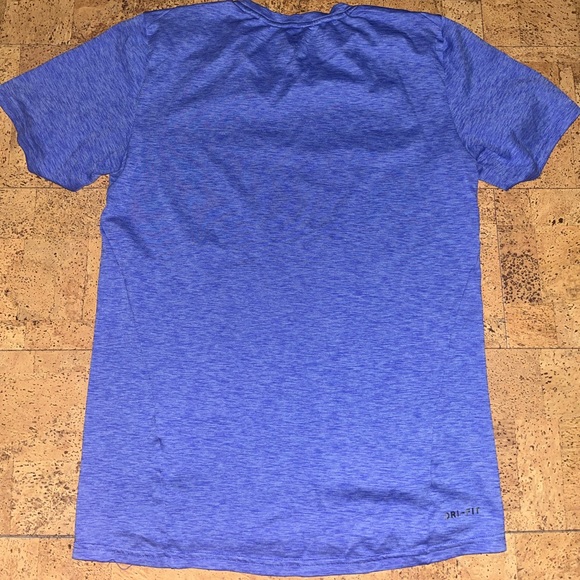 Nike dry-fit tee - Picture 4 of 4